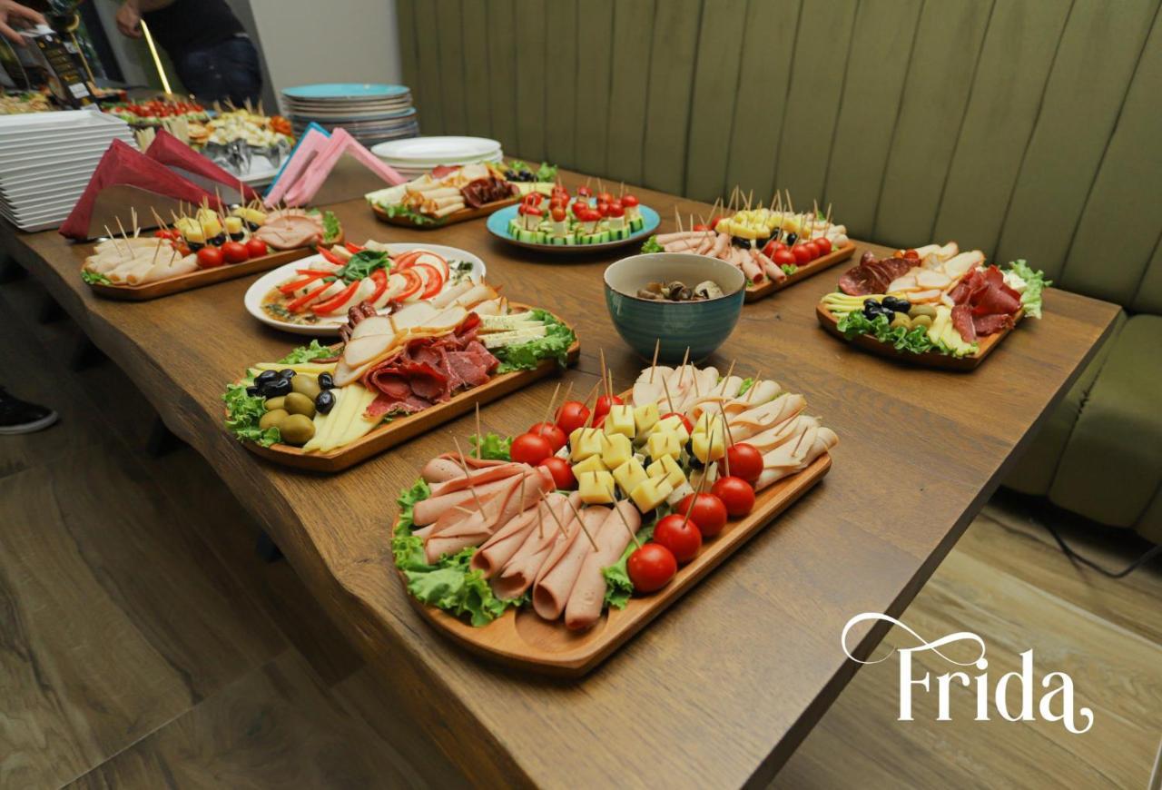 Hotel & Restaurant Frida Gjakova المظهر الخارجي الصورة