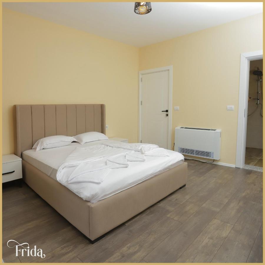 Hotel & Restaurant Frida Gjakova المظهر الخارجي الصورة