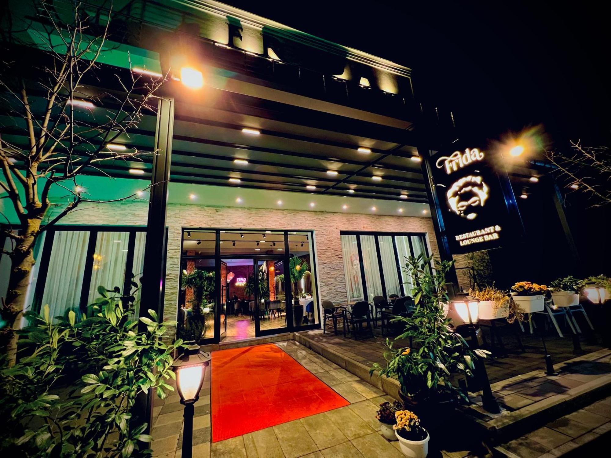 Hotel & Restaurant Frida Gjakova المظهر الخارجي الصورة