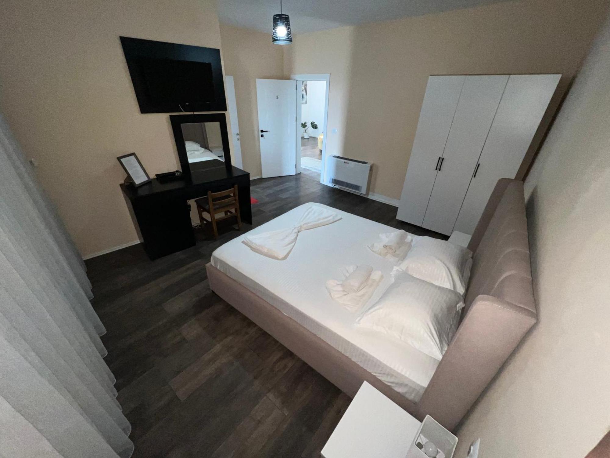 Hotel & Restaurant Frida Gjakova المظهر الخارجي الصورة