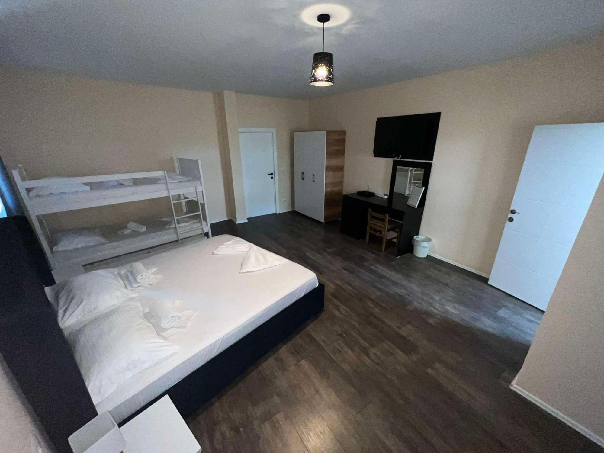 Hotel & Restaurant Frida Gjakova المظهر الخارجي الصورة